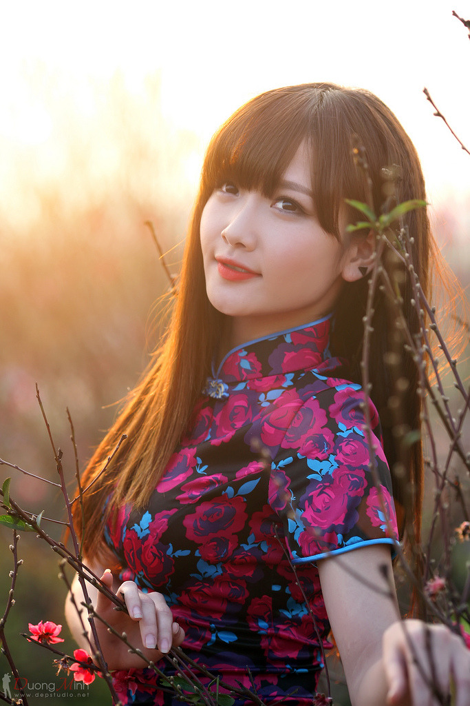 喜爱夜蒲3大尺度吃乳